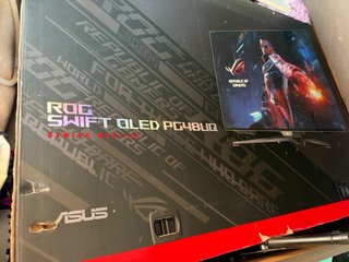 Monitor ASUS ROG Swift OLED PG48UQ 4K 138 Hz G-Sync