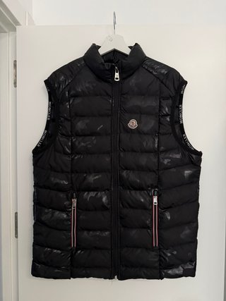 Chaleco de plumas Moncler