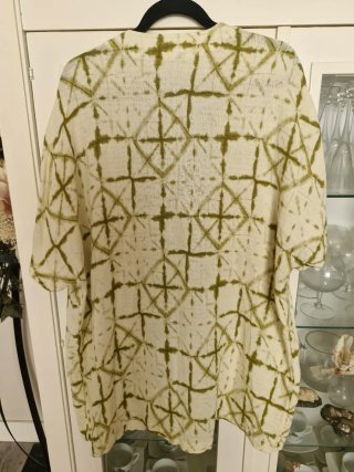 Conjunto kimono y mono estampado