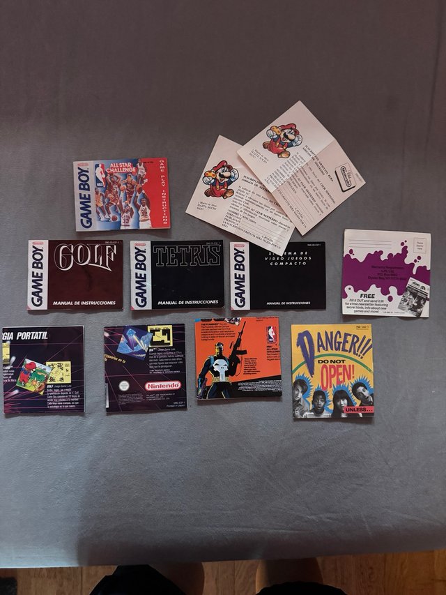 Manuali Gameboy e altri volantini Nintendo