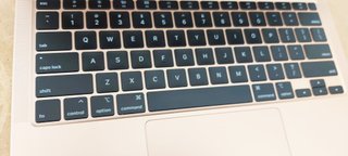 APPLE MacBook Air 13" (2020) Gold-A2179 SSD 250 GB