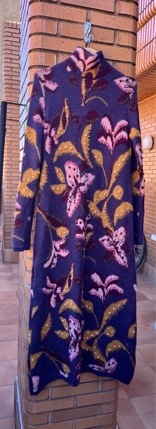 Vestido de punto Zara estampado