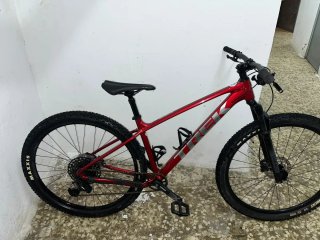 Bicicleta MTB Trek Marlin 8 Gen 3