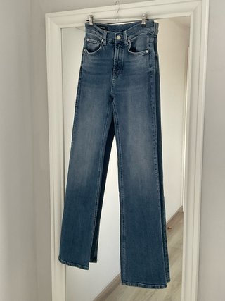 Vaqueros Flare Massimo Dutti Talla 34