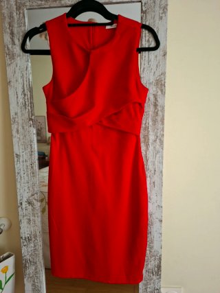 Vestido rojo sin mangas