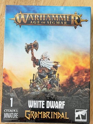 Miniatura Warhammer Grombrindal White Dwarf