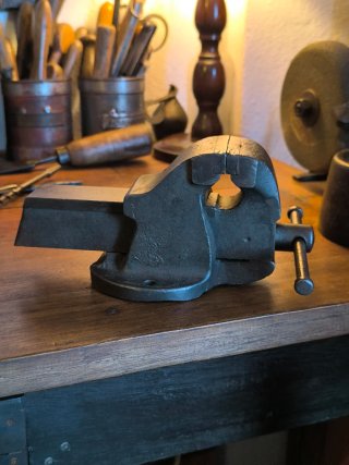 Antiguo tornillo de banco inglés Principios s.XX