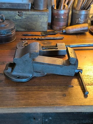 Antiguo tornillo de banco inglés Principios s.XX