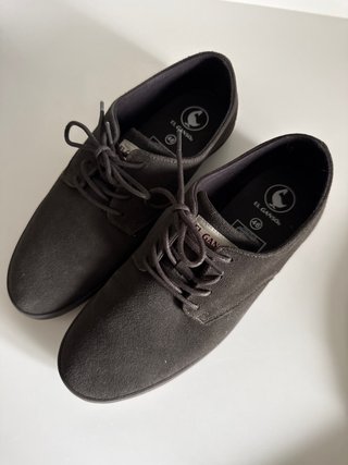 Zapatillas El Ganso 46. Solo una