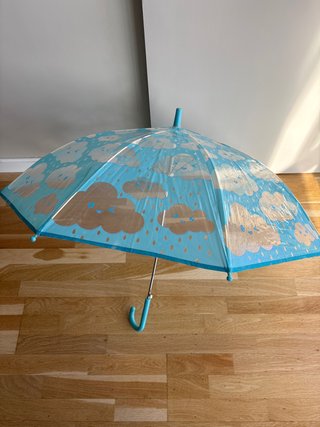 Paraguas Infantil con Estampado de Nubes