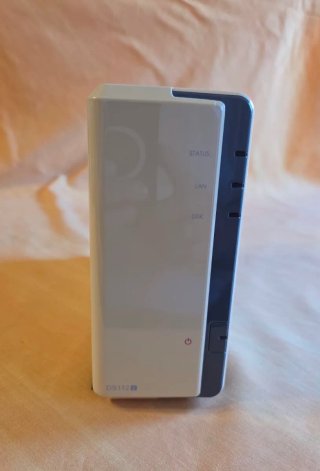 NAS Synology DS212j + Disco duro 500gb