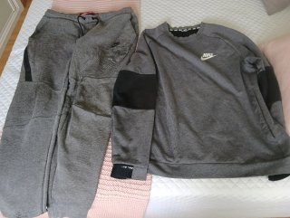 Conjunto Nike gris