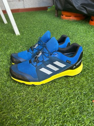 Zapatillas Adidas Terrex GORE-TEX Talla 39 1/3