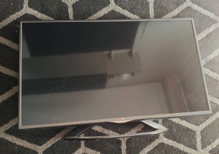 TV LG 42LA620S 42 pulgadas Averiada