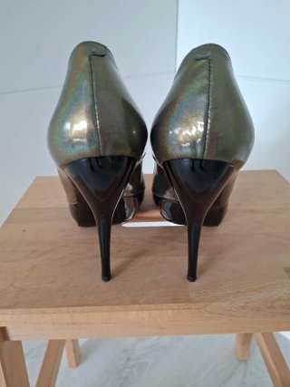 Zapatos de tacón Alexander McQueen verdes/platead