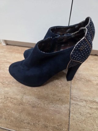 Botines tacones y planos 38