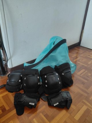 Patines de 4 ruedas con protecciones y bolsa