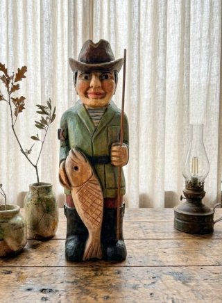 TALLA BOTELLERO PESCADOR.              AÑOS 70