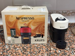 Cafetera Nespresso Vertuo Pop