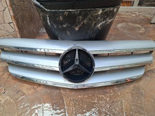 Rejilla Calandra Mercedes Clase B W245
