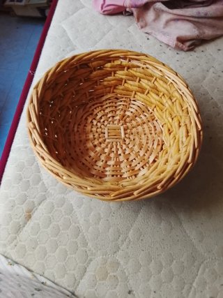 Cesta de mimbre
