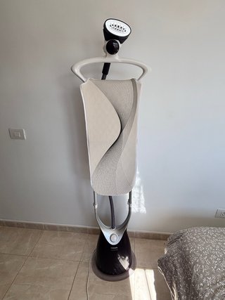 Centro de Planchado Vertical Philips GC558