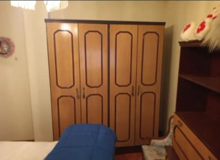 Armario de aglomerado de cuatro puertas