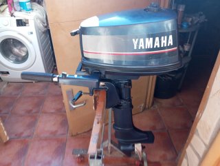 Motor fueraborda Yamaha 4 CV