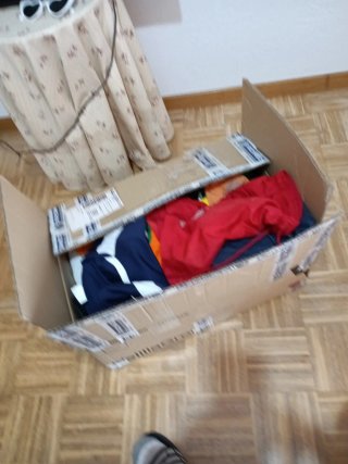 LOTE GIGANTE ROPA