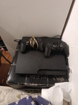 Play 3 con dos mandos y casi todos los juegos