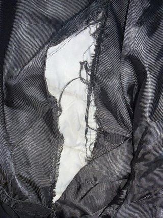 Plumífero Massimo Dutti negro con capucha