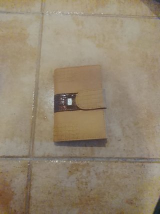 Billetera mujer beige y marrón