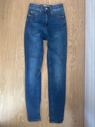 Pantalón skinny Stradivarius azul oscuro