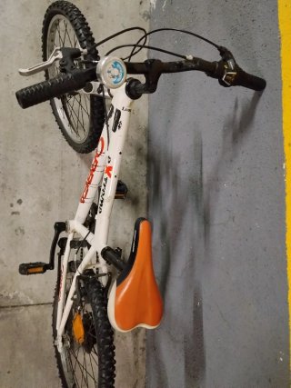 Bicicleta Infantil Blanca y Naranja