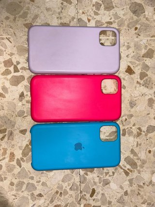 3 Fundas Duras para iPhone 11