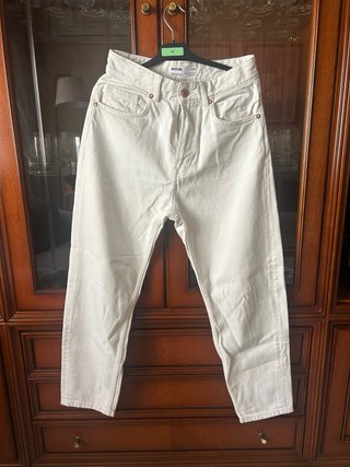 Pantalones vaqueros blancos Bershka