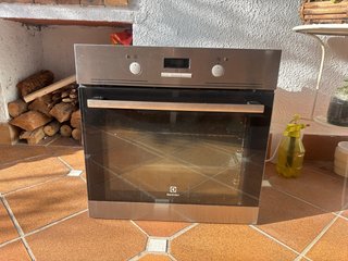 Horno Electrolux Inox (no envío)