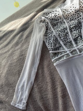 Maillot competición gimnasia blanco con pedrería