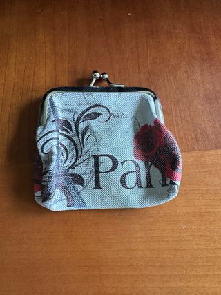 Monedero con estampado de París