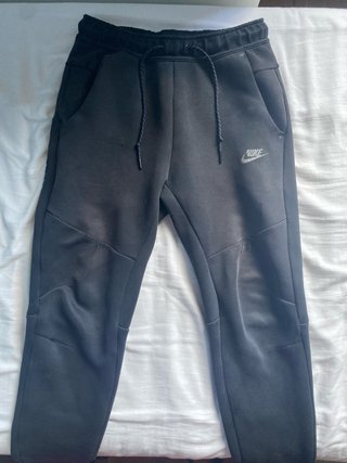 Pantalón Nike Tech Fleece Negro