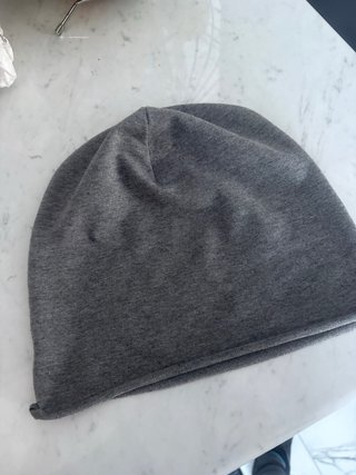 Cappello grigio