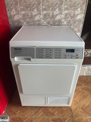 Secadora Miele Softtronic T 8939 WP CH