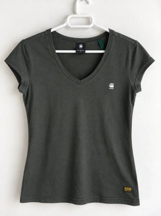 Lote de 50 prendas de ropa variada