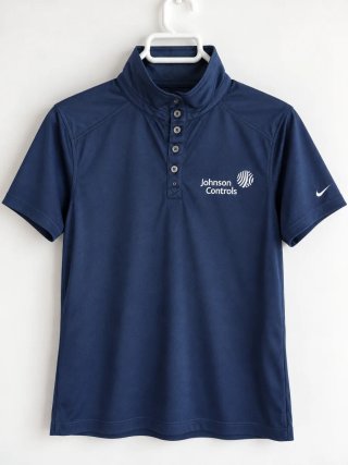 Lote de 50 prendas de ropa variada