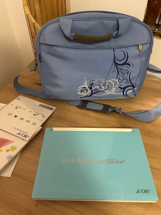 Netbook Acer Aspire One Happy Blu + Custodia