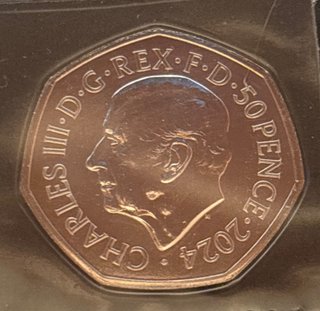 Monedas de Inglaterra conmemorativas de 2 L y 50p