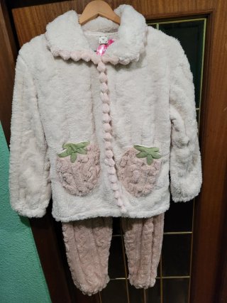 Conjunto Pijama Mujer Fresas Talla M