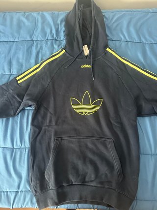 Sudadera adidas negra y amarilla