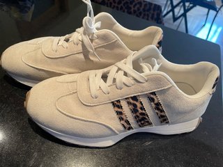 Zapatillas Mujer T44 justo Beige/Multicolor