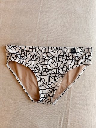 Bañador blanco y negro